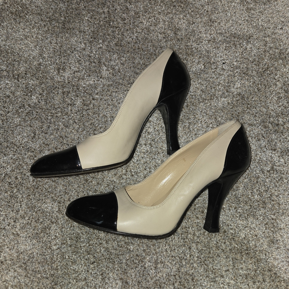 Cole Haan Black and Cream Two-Tone Pointed Toe Heels